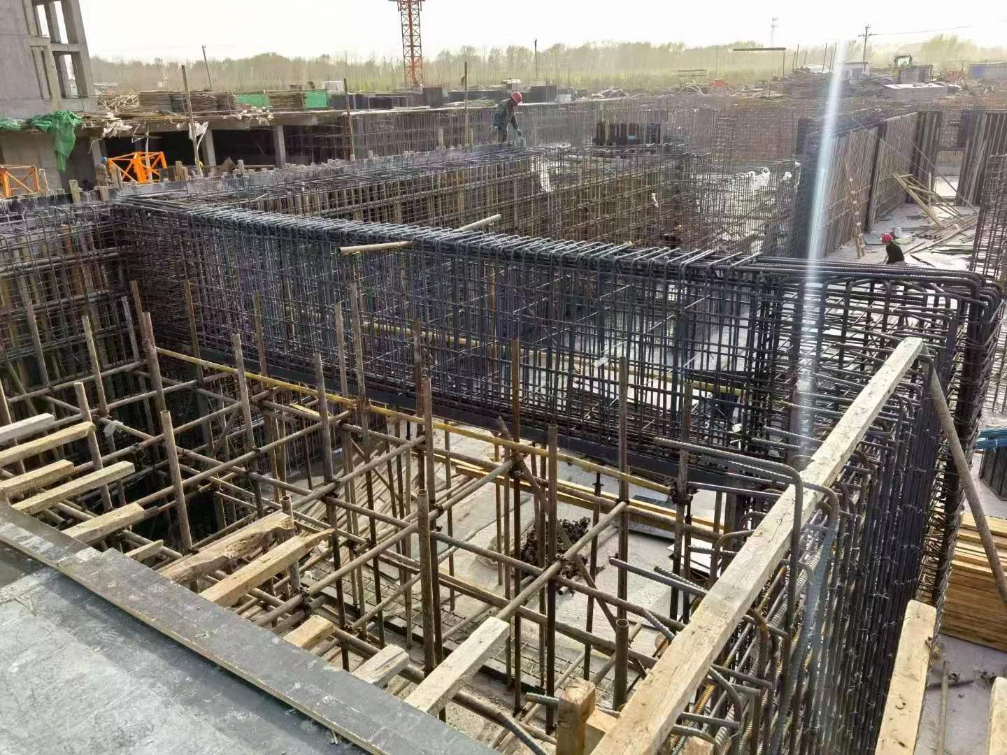 乌海建筑基础筏板施工时混凝土有哪些常见问题?
